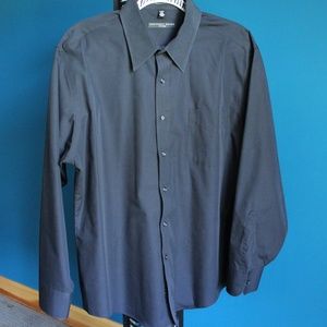 Geoffrey Beene dark gray dress shirt EUC
